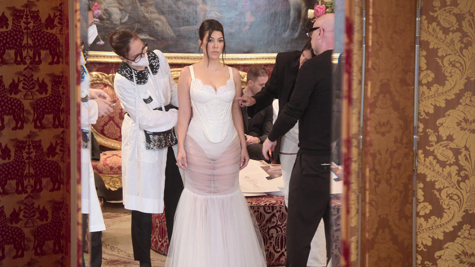 Kourtney Kardashian sees her wedding dress for the first time in Milan.<span class="copyright">Hulu</span>