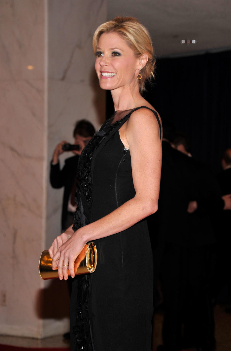 WASHINGTON, DC - APRIL 28: Julie Bowen attends the 98th Annual White House Correspondents' Association Dinner at the Washington Hilton on April 28, 2012 in Washington, DC. (Photo by Stephen Lovekin/Getty Images)