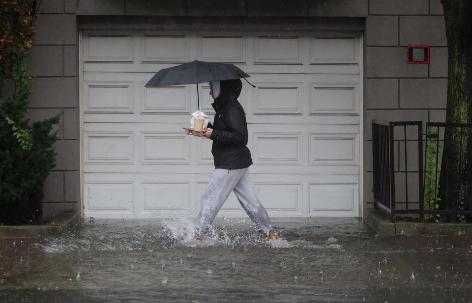   Gary Hershorn / Getty Images