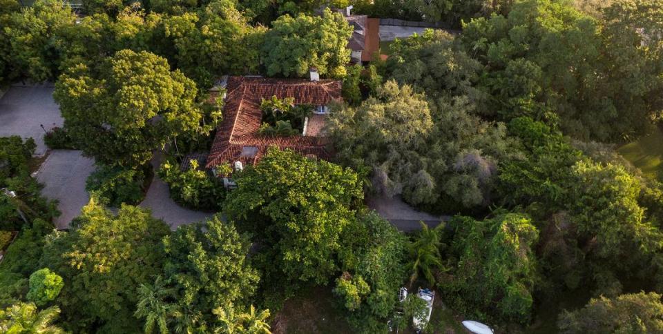 View of the Villa Woodbine, located at 2167 South Bayshore Drive, where the Carrollton School plans to open a new school for boys. Opponents say it would worsen gridlock in the Grove.