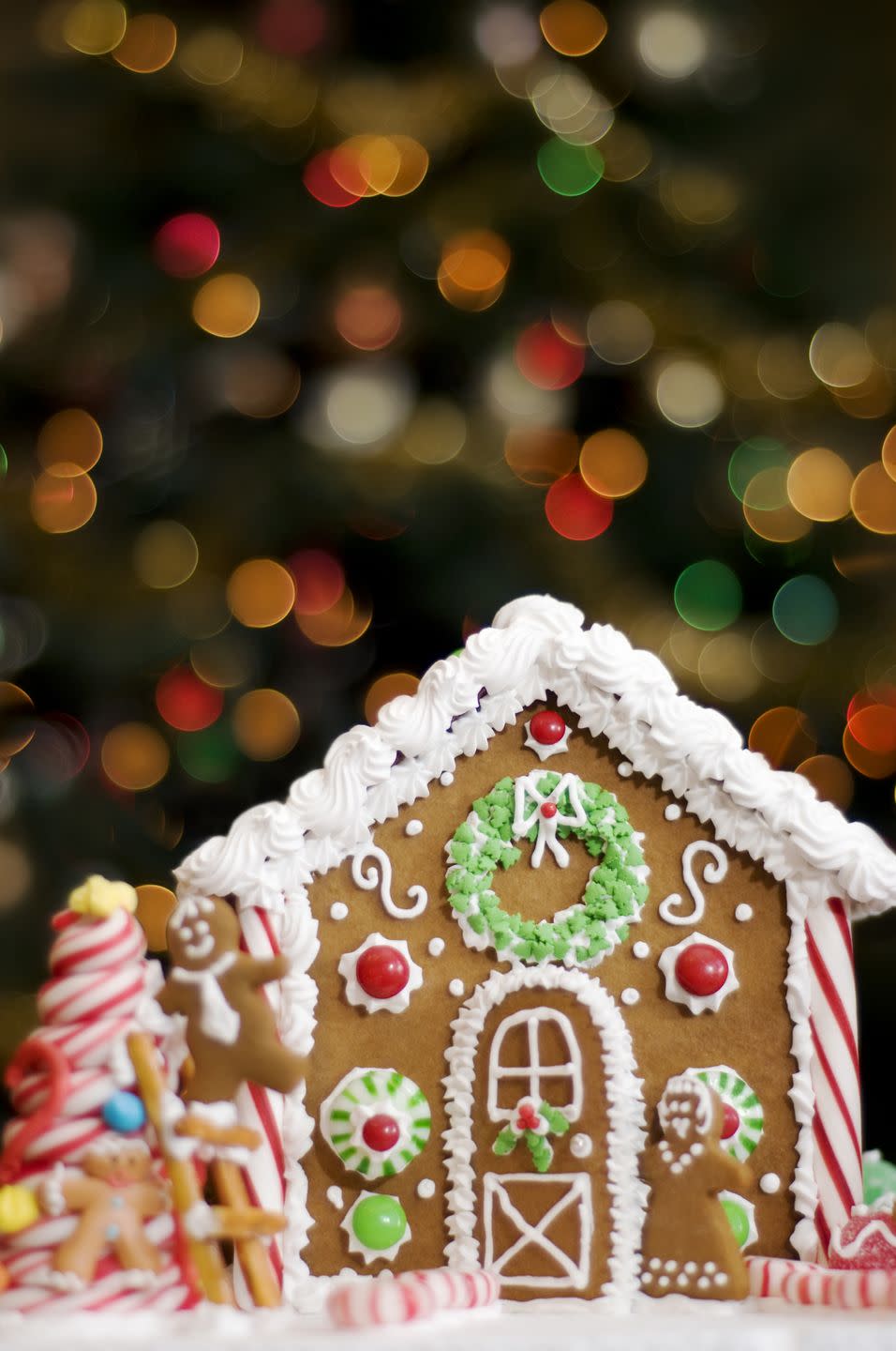 christmas facts gingerbread house