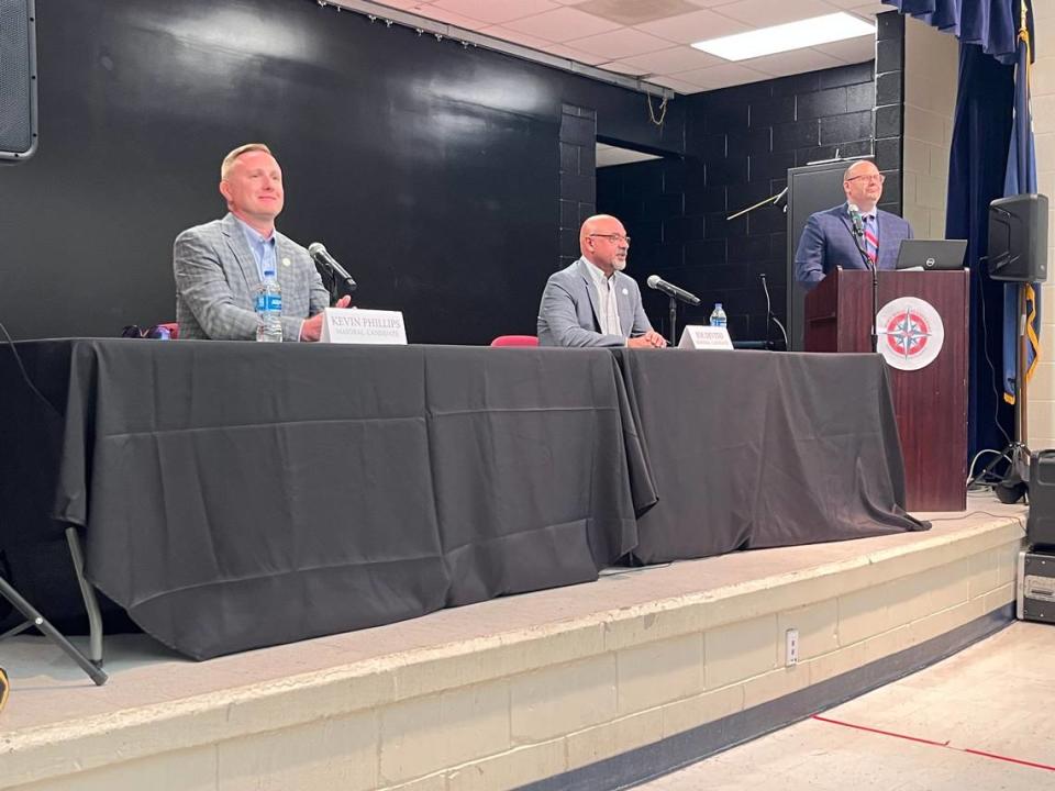 Councilman Kevin Phillips and Mayor Joe DeVito, Port Royal mayoral candidates in the Nov. 7 election, answered several questions during a candidates forum Tuesday.