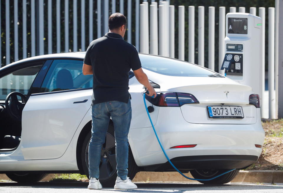 We cannot put all our faith in electric cars, according to the chair of the Sustainable Transport Alliance. Photo: Reuters