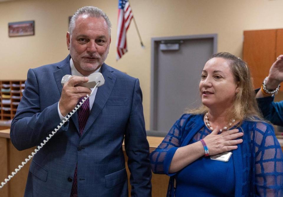 Coconut Creek, August 21, 2023 - Broward Schools Superintendent Peter Licata, left, leads the Pledge of Allegiance along with Broward School Board member Lori Alhadeff at Monarch High School on the first day of classes in Broward County. BROWARD COUNTY, August 21, 2023 - Superintendent Peter Licata around for the first day of school in Broward. We{ll go to three schools in the morning and then the press conference at 3:30 p.m. 7:10 – 7:35 a.m. Monarch High School 5050 Wiles Road Coconut Creek, 33073 8:15 – 8:45 a.m. Broadview Elementary School 1800 S.W. 62nd Avenue North Lauderdale, 33068 9 – 9:30 a.m. Lauderdale Lakes Middle School 3911 N.W. 30th Avenue Lauderdale Lakes, 33309 3:30 p.m. First Day of School News Conference Kathleen C. Wright Administration Center 600 S.E. Third Avenue Fort Lauderdale, 33301