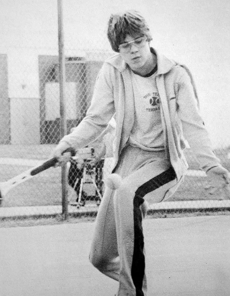 <p>Cours de tennis au lycée Kickapoo, à Springfield, en 1981.</p><br>