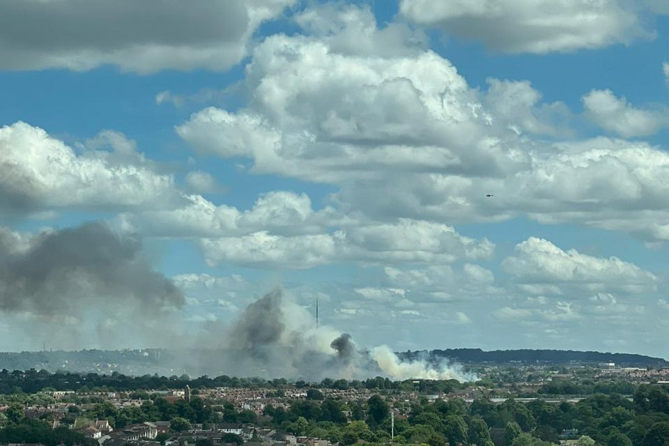 Plumes of smoke were seen for miles (LFB)