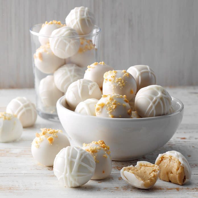 Peanut Butter Snowballs Exps Hca20 530 E07 09 5b 14