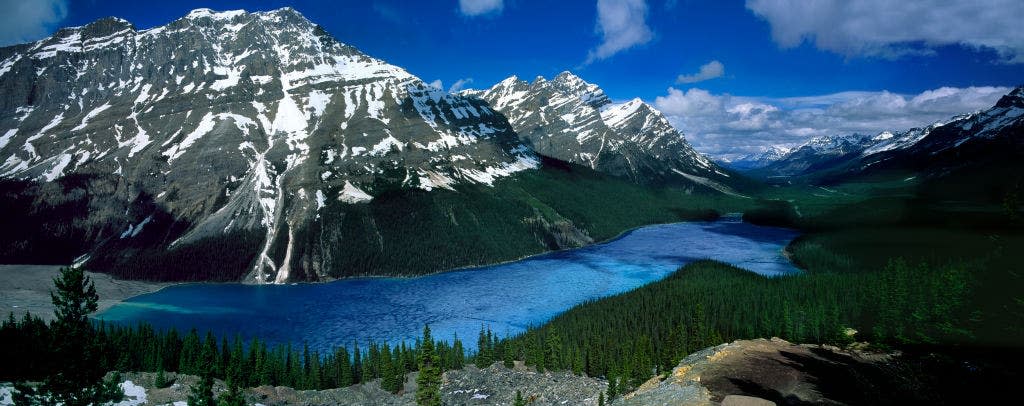 lake, mountains in British Columbia