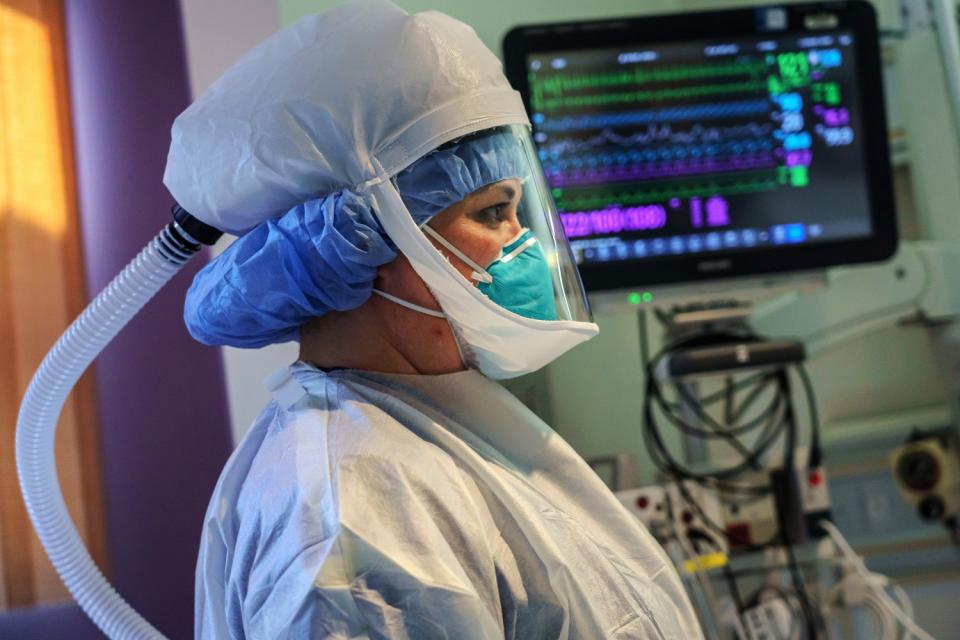 Respiratory therapist Sandra Sandoval in protective gear