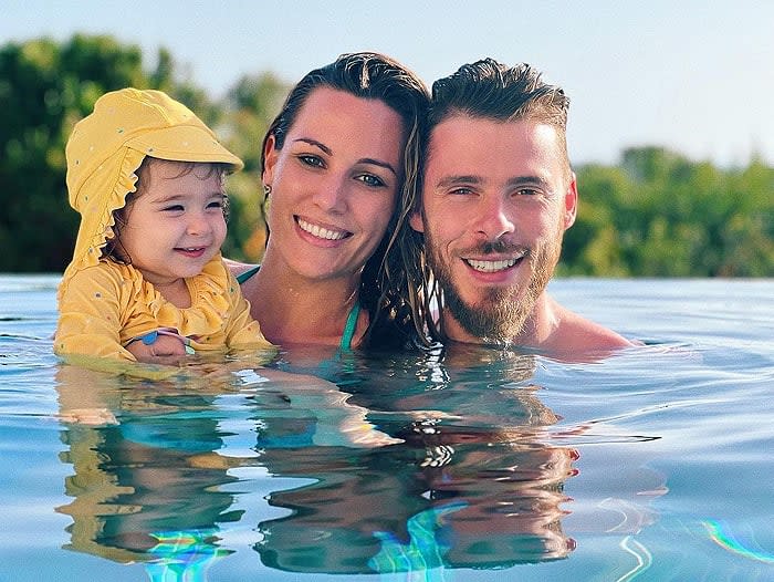 Edurne y David de Gea con su hija 