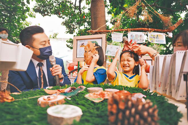 新竹市公幼及非營利幼兒園昨起分流登記，今年共計有1686個名額。（陳育賢攝）