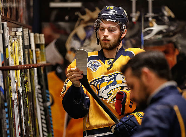 NASHVILLE, TN - MAY 9: Calle Jarnkrok #19 of the Nashville Predators checks his blade prior to Game Six of the Western Conference Second Round against the San Jose Sharks during the 2016 NHL Stanley Cup Playoffs at Bridgestone Arena on May 9, 2016 in Nashville, Tennessee. (Photo by John Russell/NHLI via Getty Images)