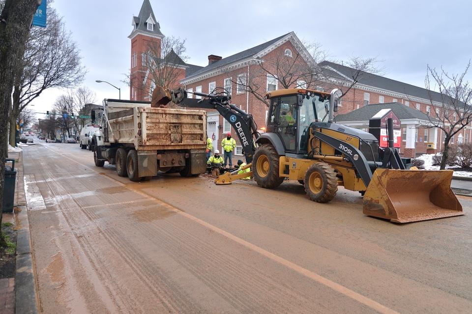 Hagerstown work crews repair a water main break Thursday morning on East Franklin street between Mulberry and Locust streets.