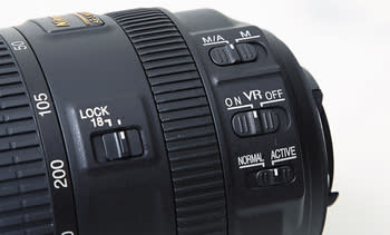 Nikon在防震上可以調校Normal或Active模式，而Tamron則只能自動。