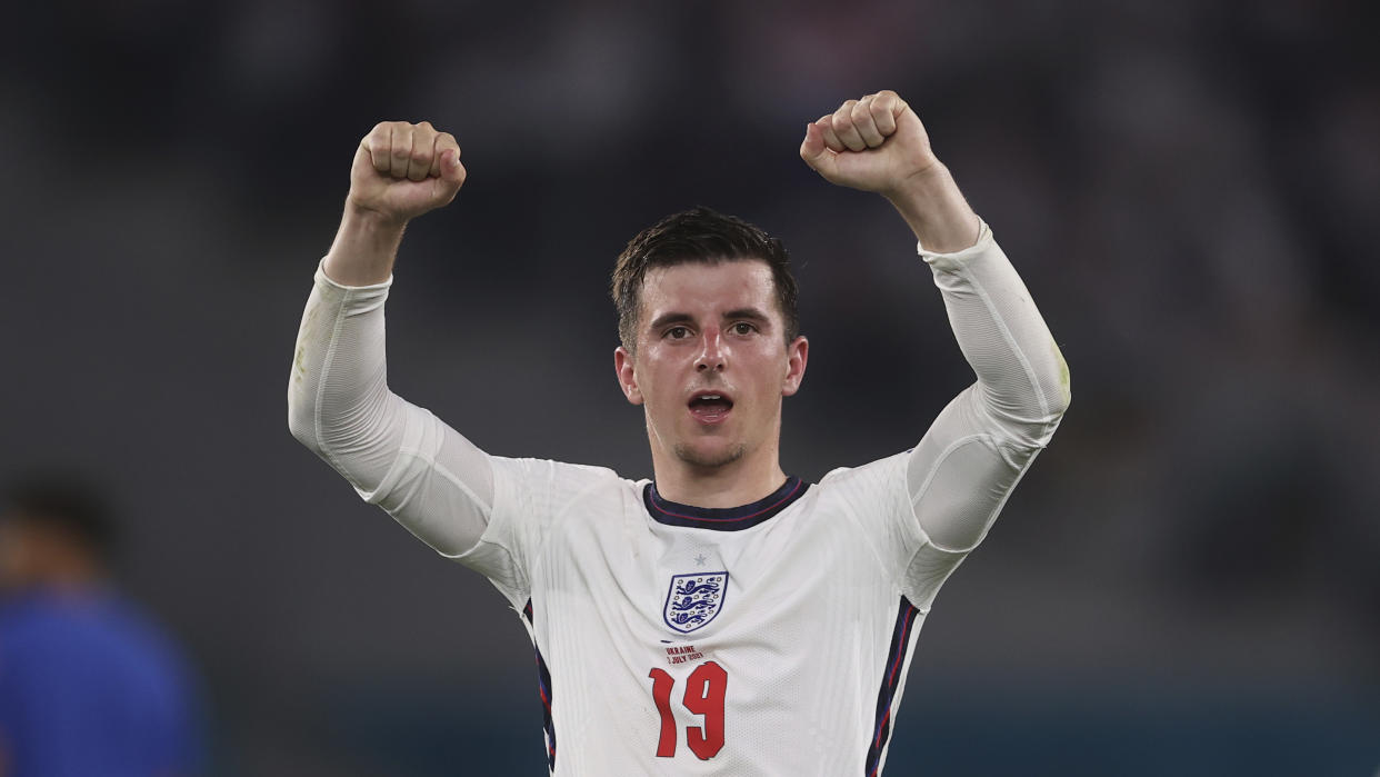 England's Mason Mount applauds fans at the end of the Euro 2020 soccer championship quarterfinal soccer match between Ukraine and England at the Olympic stadium, in Rome, Italy, Saturday, July 3, 2021. (Lars Baron/Pool Photo via AP)