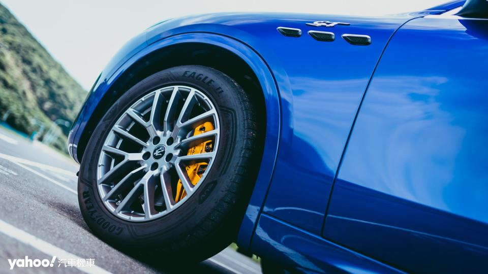 如今有著三叉戟輪廓的輪圈可謂Maserati最具代表性的細節。