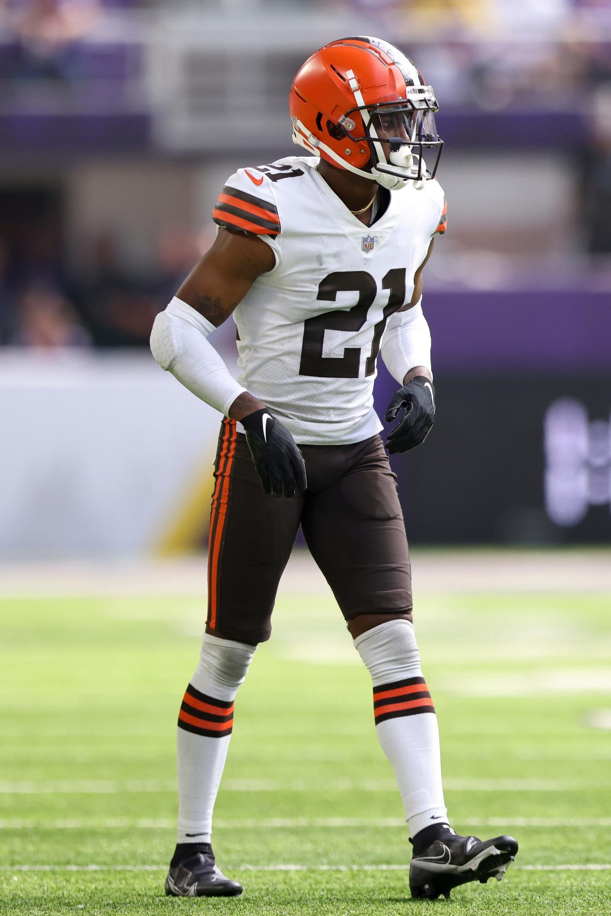 Browns get back 3, not top corner Denzel Ward for Steelers - The