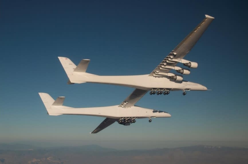 Stratolaunch plane