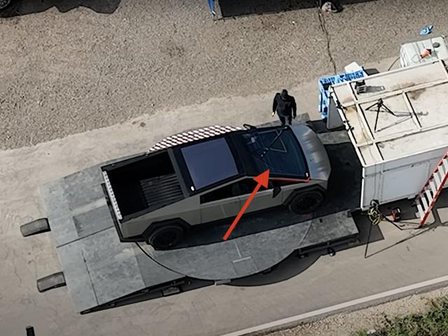 Drone footage shows Tesla Cybertruck's single large windshield wiper in  action