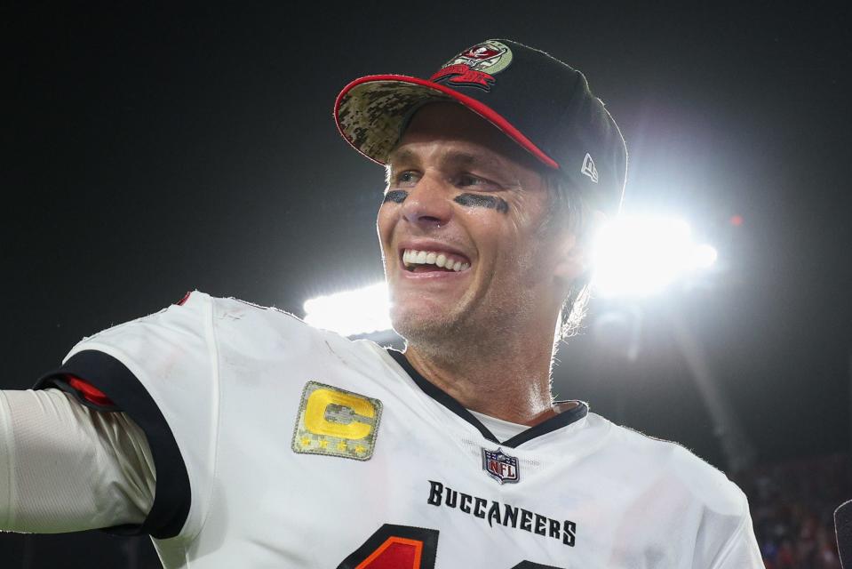 Will Tom Brady and the Tampa Bay Buccaneers beat the Seattle Seahawks in NFL Week 10?