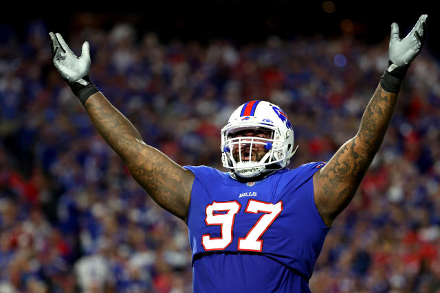 Bills' Jordan Phillips ready to to lay the boom on Jets' Aaron Rodgers