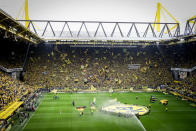 Avec ses 80 000 fans présents en moyenne à chaque match et son fameux "mur jaune", le stade du BvB est l'un des plus vibrants d'Europe.