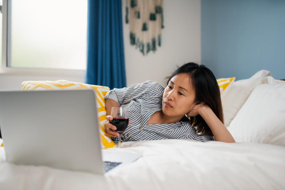 Video calls can make conversations awkward. (Posed by models, Getty Images)