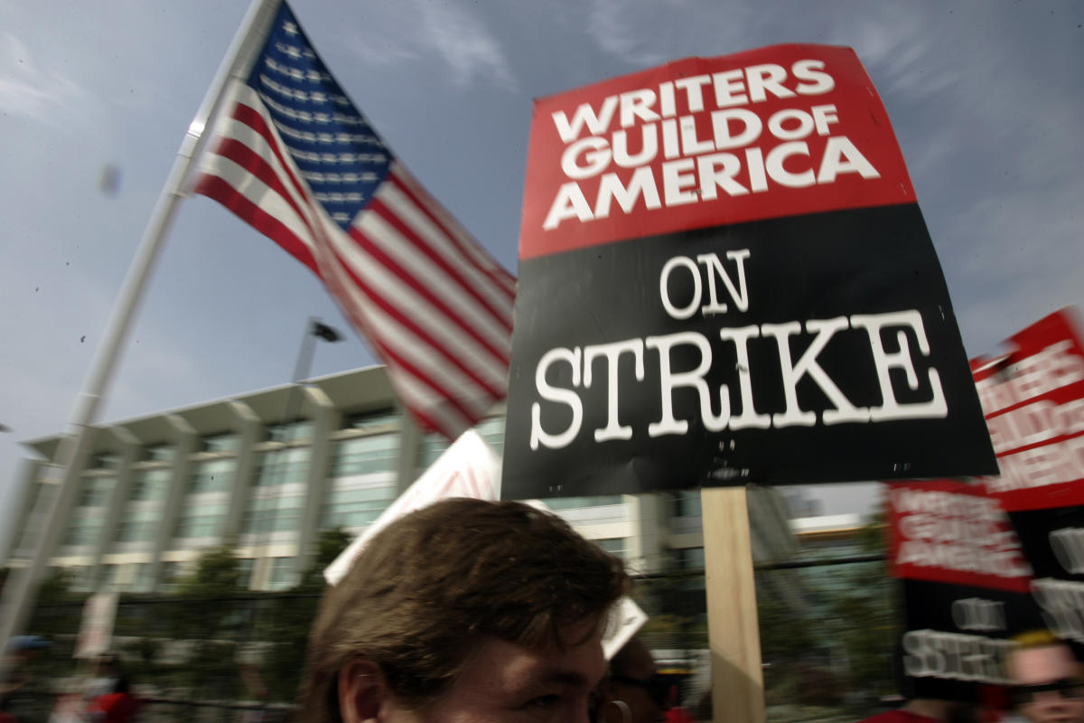 #Hollywood writers, slamming ‘gig economy,’ to go on strike