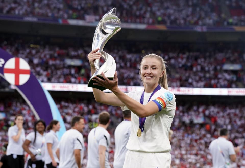 Leah Williamson lifts the Uefa Women’s Euro 2022 trophy (Danny Lawson/PA) (PA Wire)