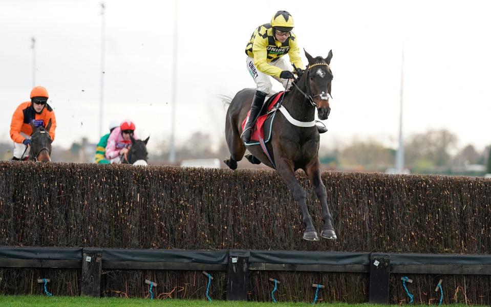 Nico de Boinville riding Shishkin on their way to winning TheRacing TV Beginners' Chase at Kempton Park Racecourse - GETTY IMAGES