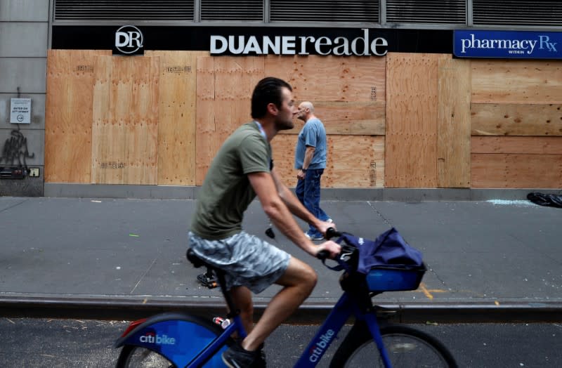 Businesses in midtown Manhattan boarded up during continued protests in New York