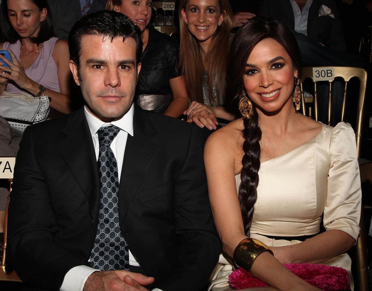 Eduardo Capetillo y Biby Gaytán en un evento en CDMX. (Getty Images)