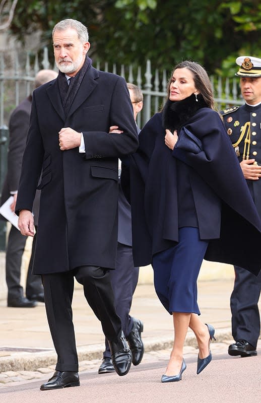 Los reyes Felipe y Letizia a su llegada a la capilla de San Jorge en Windsor
