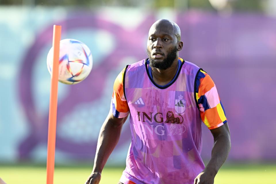 DOHA, QATAR - NOVEMBER 25 : Lukaku Romelu forward of Belgium pictured during a training session of the Belgian National Football team ahead of the FIFA World Cup Qatar 2022 Groupe F match between Belgium and Morocco on November 25, 2022 in Doha, Qatar, 25/11/2022 ( Photo by Vincent Kalut / Photo News via Getty Images)