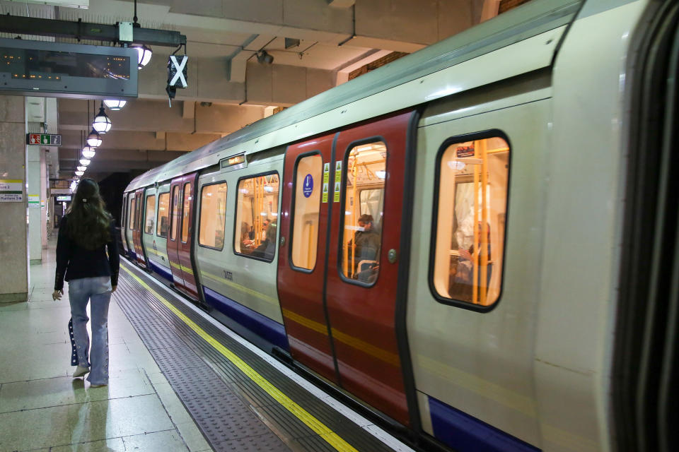 london tube train