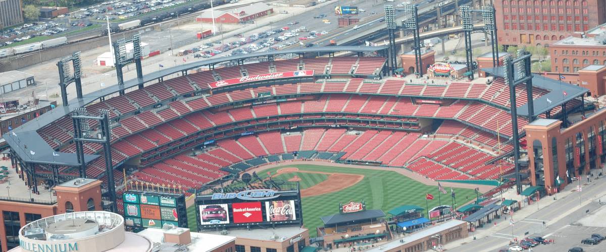 Pups At The Park Night' Returns To Dodger Stadium - CBS Los Angeles