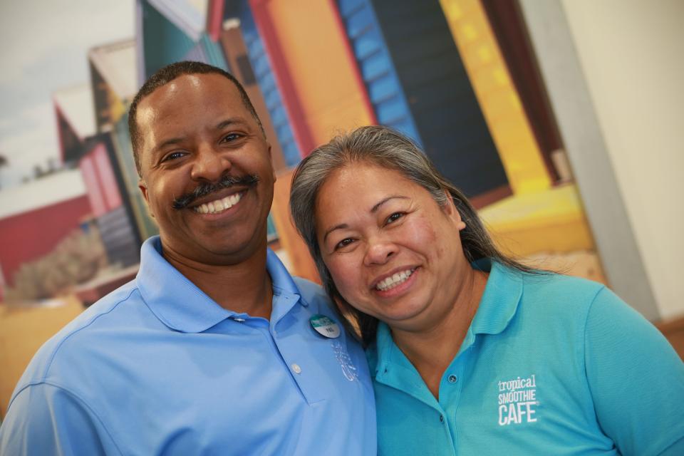 Military veterans Paul and Armi Rhodes will open a second franchise location of Tropical Smoothie Cafe.