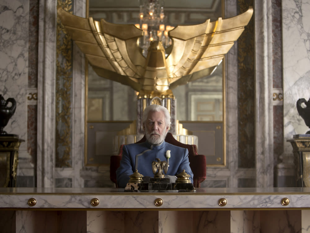 Donald Sutherland als Coriolanus Snow in "Die Tribute von Panem - Mockingjay Teil 1" (Bild: Studiocanal GmbH / Murray Close)