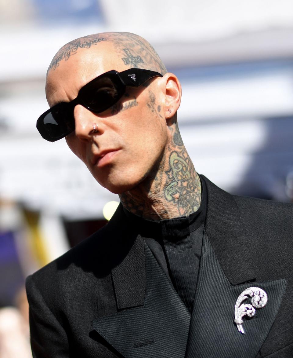 Travis Barker closeup at 2022 Oscars