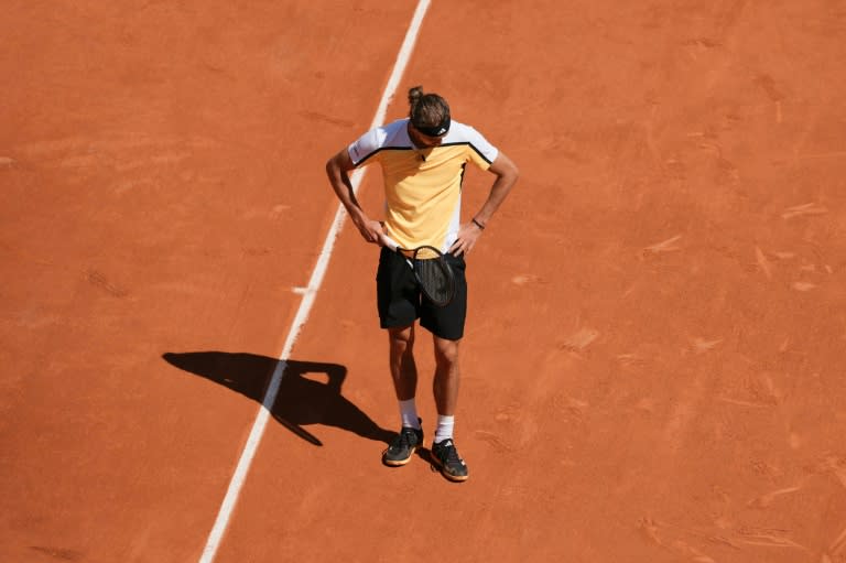 “Mein Körper ist nicht bereit”, sagt Zverev, als er sich aus Stuttgart zurückzieht.