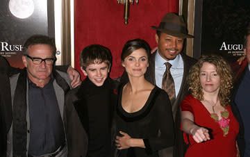 Robin Williams , Freddie Highmore , Keri Russell , Terrence Howard and director Kirsten Sheridan at the New York City premiere of Warner Bros. Pictures' August Rush