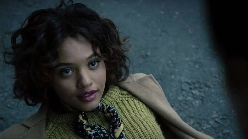 Kiersey Clemons Responds to The Flash Praise, Talks Ezra Miller