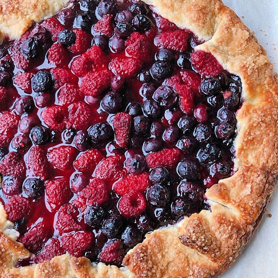 16 Easy Summer Fruit Tarts, Galettes, and Crostatas