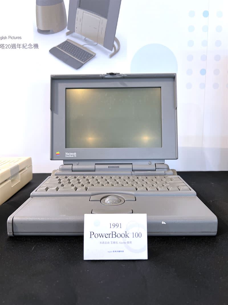 PowerBook 100是由蘋果電腦和索尼合作設計和製造。（圖／品牌提供）