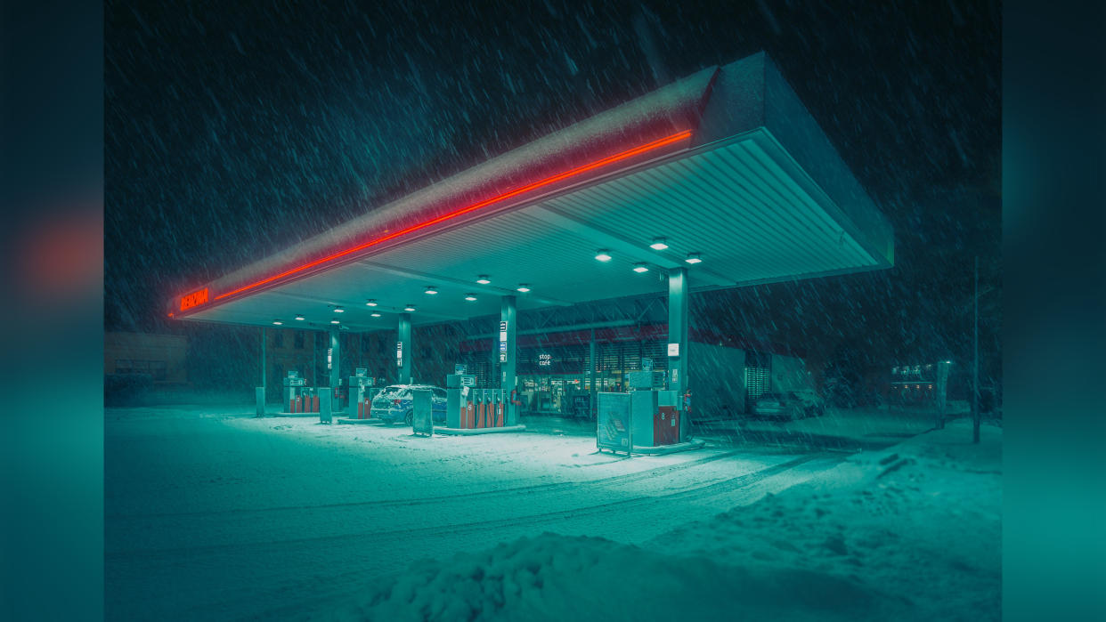  Gas Station in Winter Garb. 