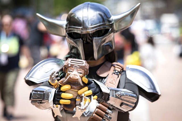 A cosplayer dressed as Chainsaw man poses for a photo at Comic Con News  Photo - Getty Images