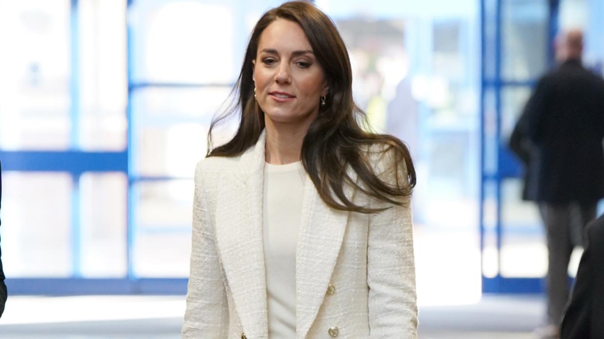  Kate Middleton Zara blazer buy. 
