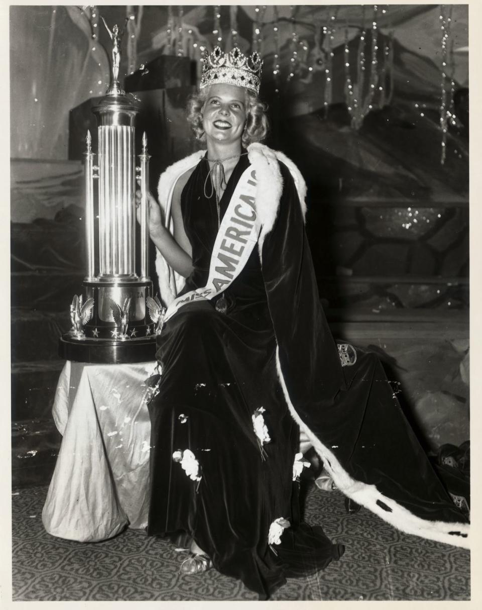 <p>Black velvet was huge in the '30s. Bette Cooper's dress perfectly matched the robe she won when she went from Miss New Jersey to Miss America. </p>