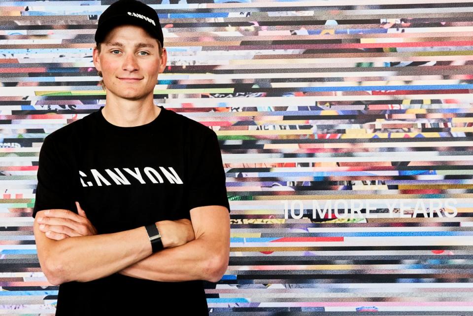 Mathieu van der Poel has signed a long-term contract with Canyon (Canyon)