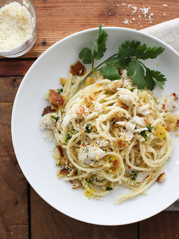 <strong>Get the <a href="http://www.foodiecrush.com/2014/03/crab-spaghetti/" target="_blank">Crab Spaghetti with Lemon Gremolata recipe</a> from Foodie Crush</strong>